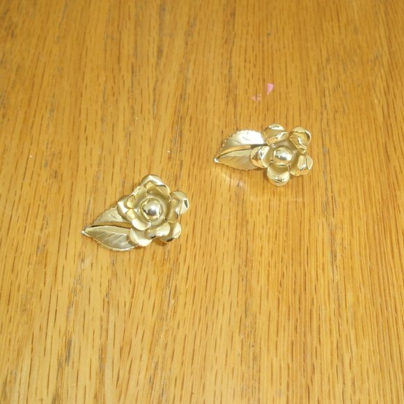 Jewelry Clip Earrings Gold Tone Flower Leaf Poshmark